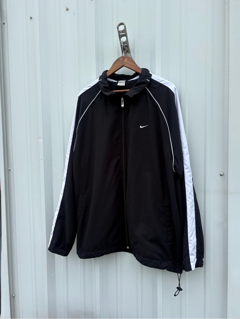 Vintage Nike Track Jacket Mens 2XL Black Nylon Windbreaker Y2K Piping Back Logo